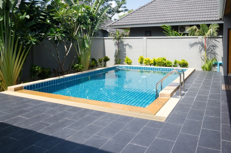 Custom pool design