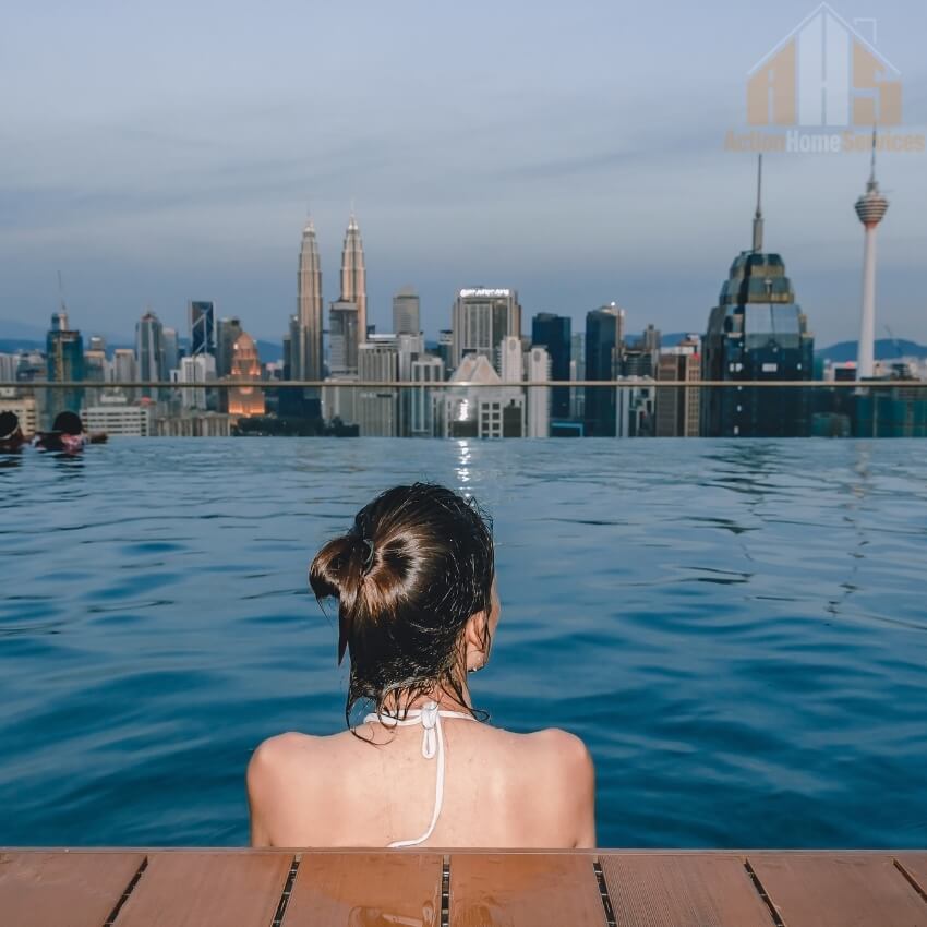 infinity swimming pool installation Toronto GTA